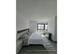 View 10