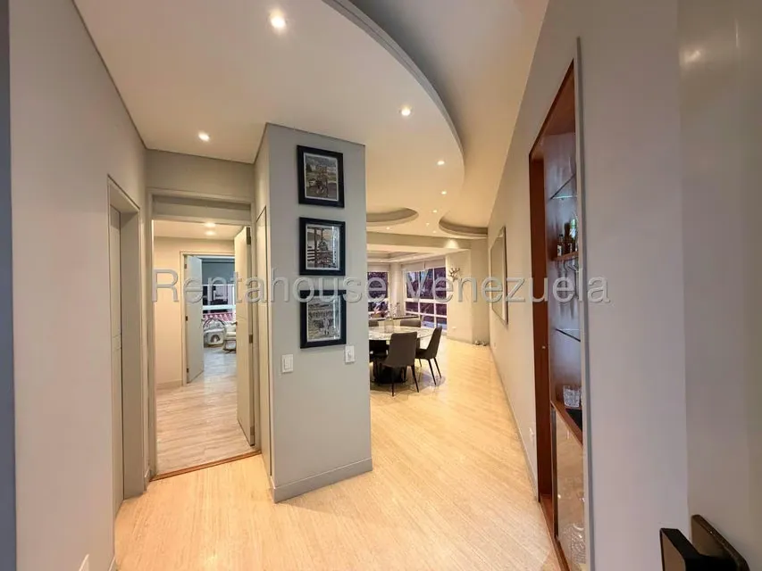 Apartamento (1 Nivel) en Venta en Lomas de Las Mercedes, Distrito Metropolitano - 3