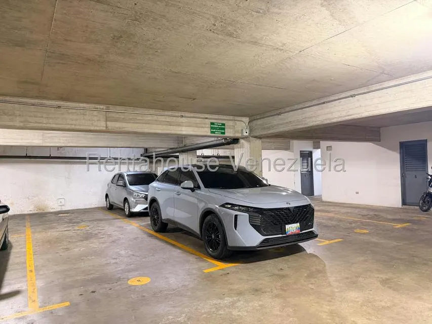 Apartamento (1 Nivel) en Venta en Lomas de Las Mercedes, Distrito Metropolitano - 36