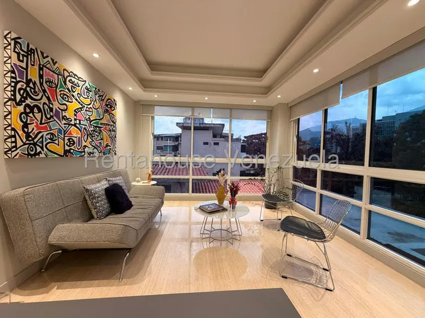 Apartamento (1 Nivel) en Venta en Lomas de Las Mercedes, Distrito Metropolitano - 9