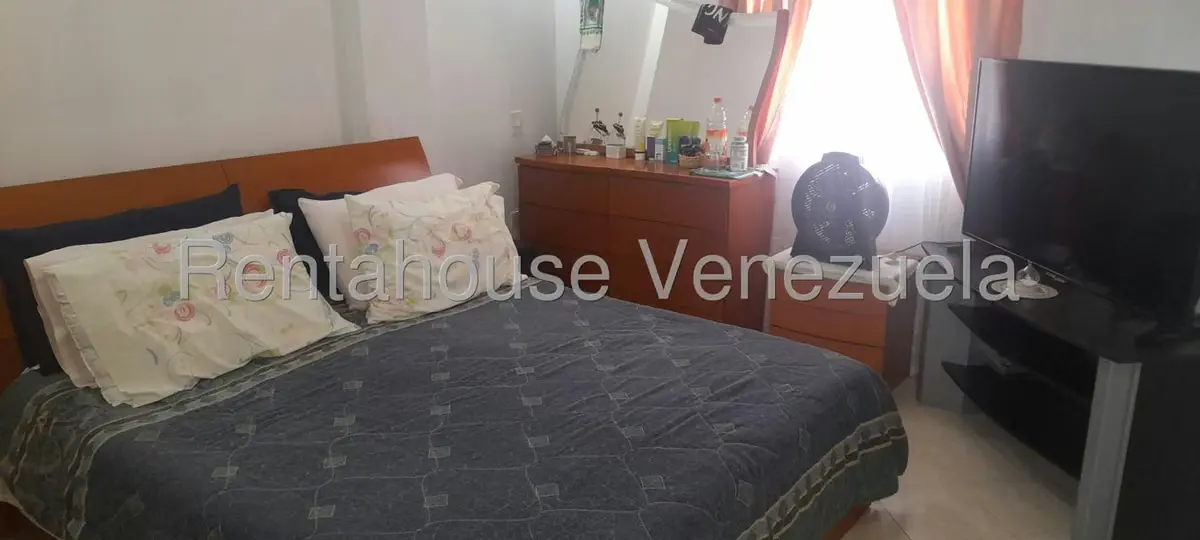Casa (Multipes Niveles) en Venta en Vista Linda, Miranda - 15