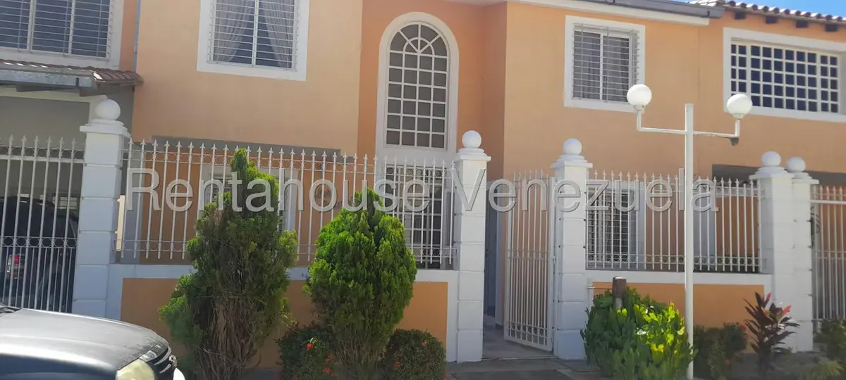 Casa (Multipes Niveles) en Venta en Vista Linda, Miranda - 2