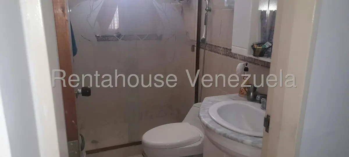 Casa (Multipes Niveles) en Venta en Vista Linda, Miranda - 23