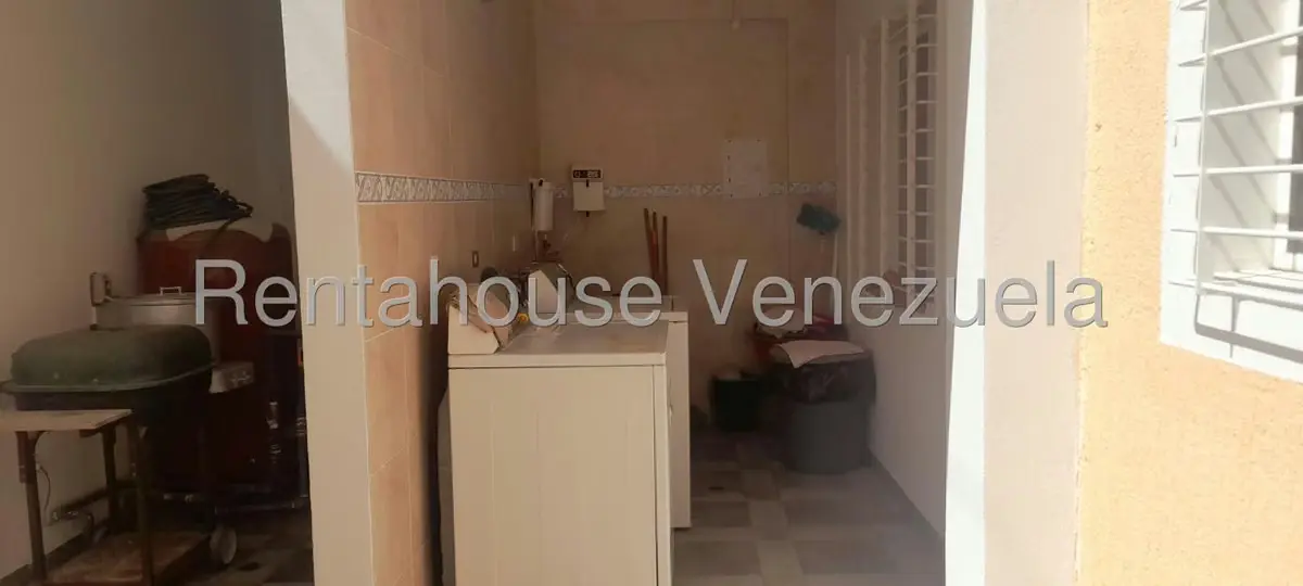 Casa (Multipes Niveles) en Venta en Vista Linda, Miranda - 29