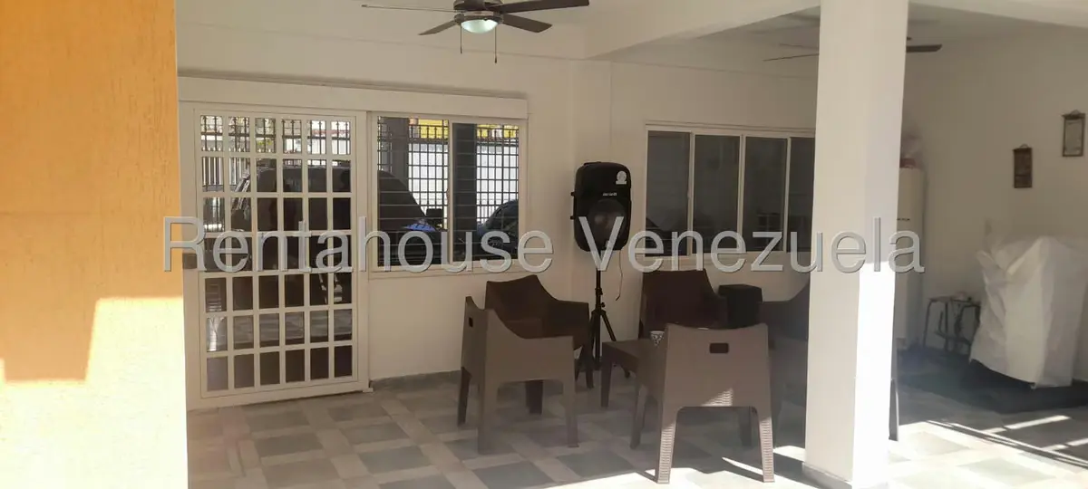 Casa (Multipes Niveles) en Venta en Vista Linda, Miranda - 31