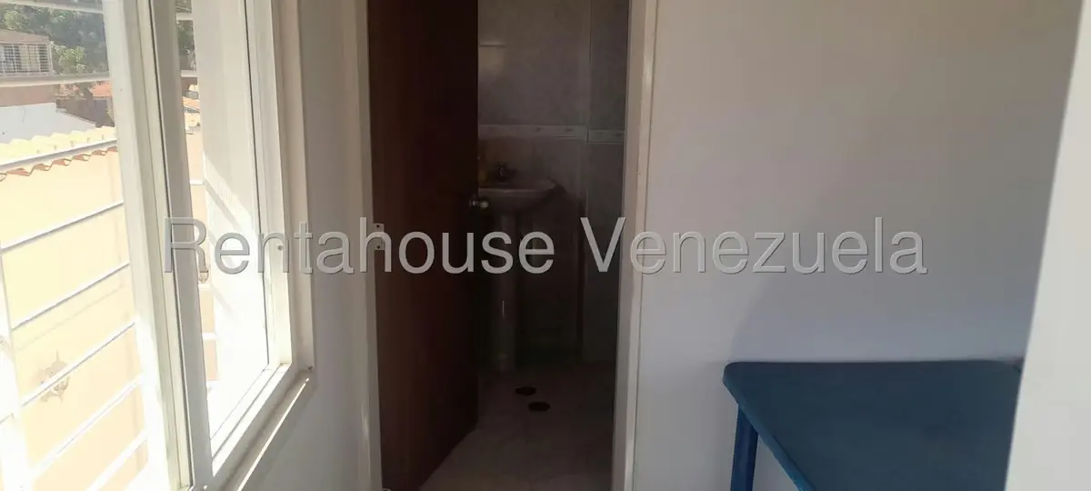 Casa (Multipes Niveles) en Venta en Vista Linda, Miranda - 34