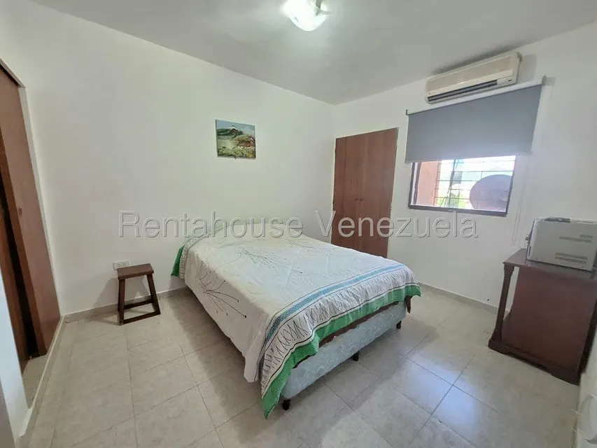 Apartamento (1 Nivel) en Alquiler en La Trigaleña, Carabobo - 15
