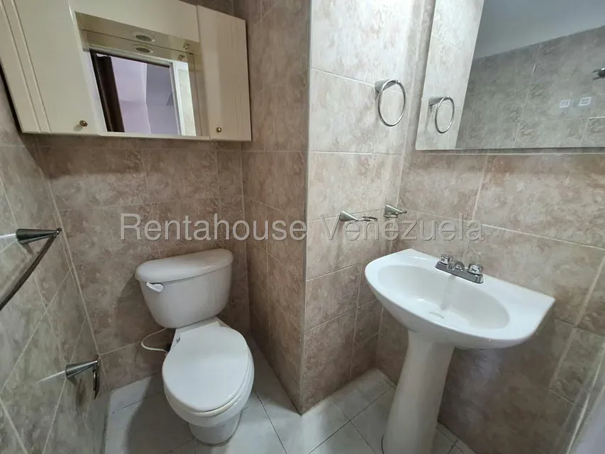 Apartamento (1 Nivel) en Alquiler en La Trigaleña, Carabobo - 5