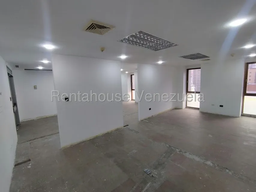 Local Comercial en Venta en Los Palos Grandes, Distrito Metropolitano - 18