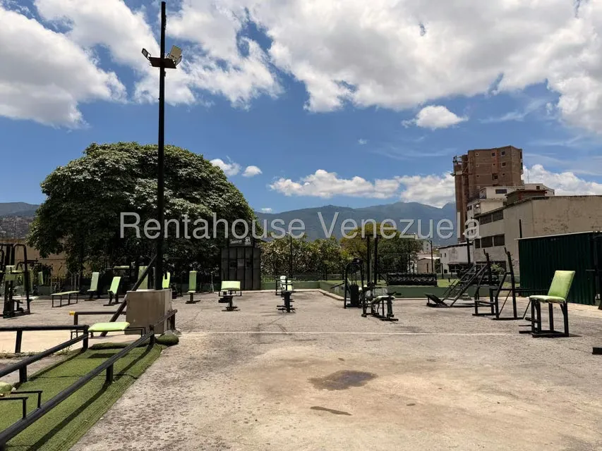 Apartamento (1 Nivel) en Venta en El Paraiso, Distrito Metropolitano - 9