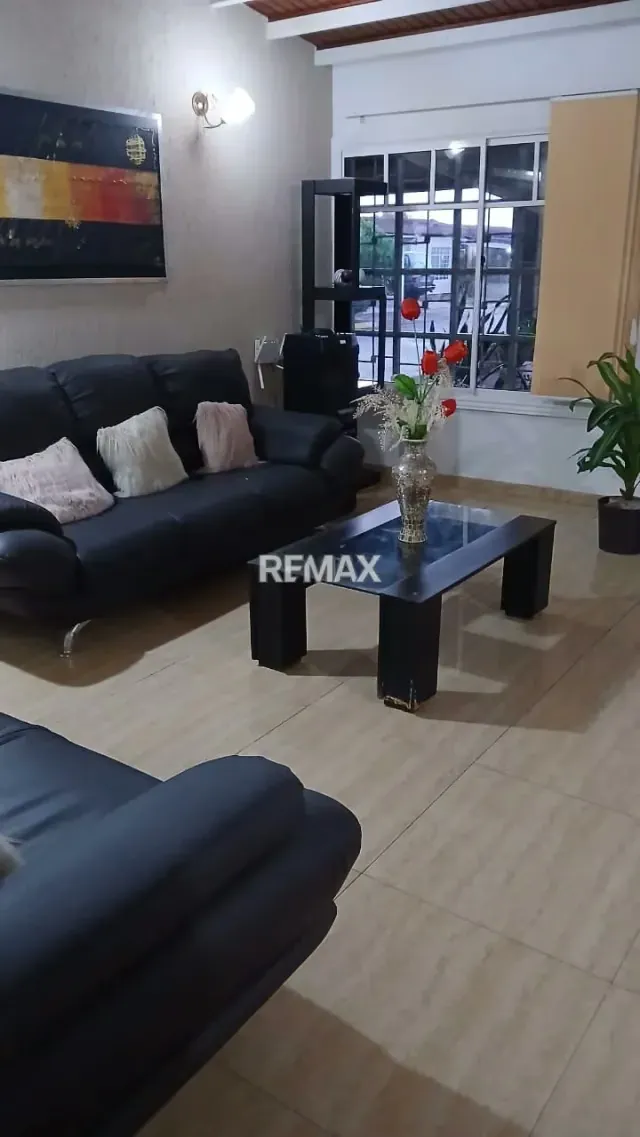 Se Vende Casa en el Parral III, Palma Real. - 2