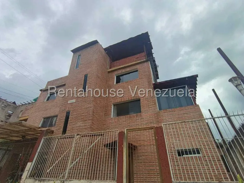Casa (Multipes Niveles) en Venta en Caicaguana, Distrito Metropolitano - 18