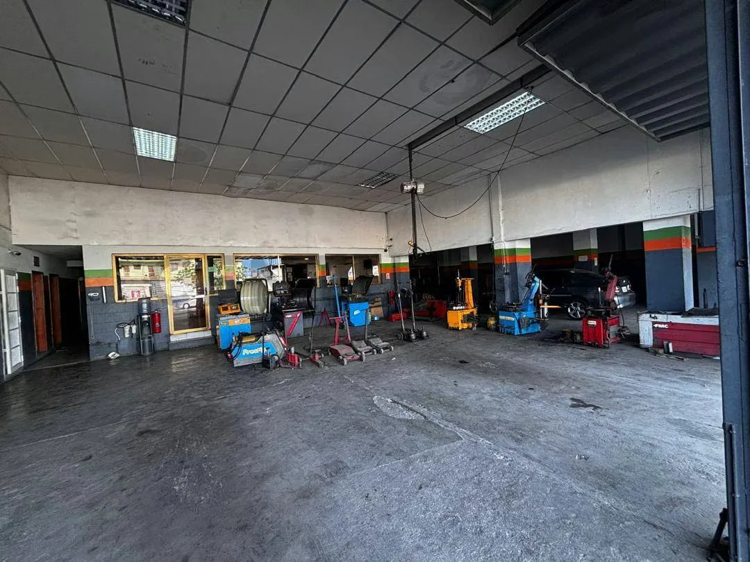 Inmueble Comercial-Industrial en Cumaná - 2
