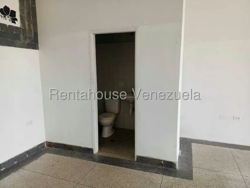 Local Comercial en Alquiler en Cristobal Colon, Zulia - 6