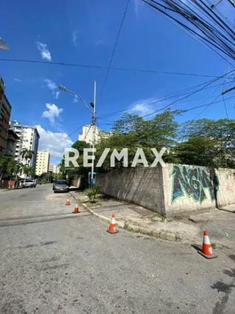 Terreno en venta calle Sucre San Isidro. - 2
