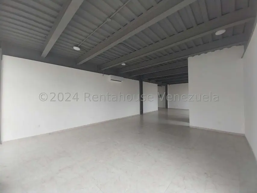 Oficina en Alquiler en Zona Industrial, Carabobo - 13