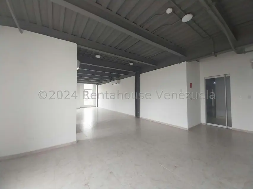 Oficina en Alquiler en Zona Industrial, Carabobo - 7