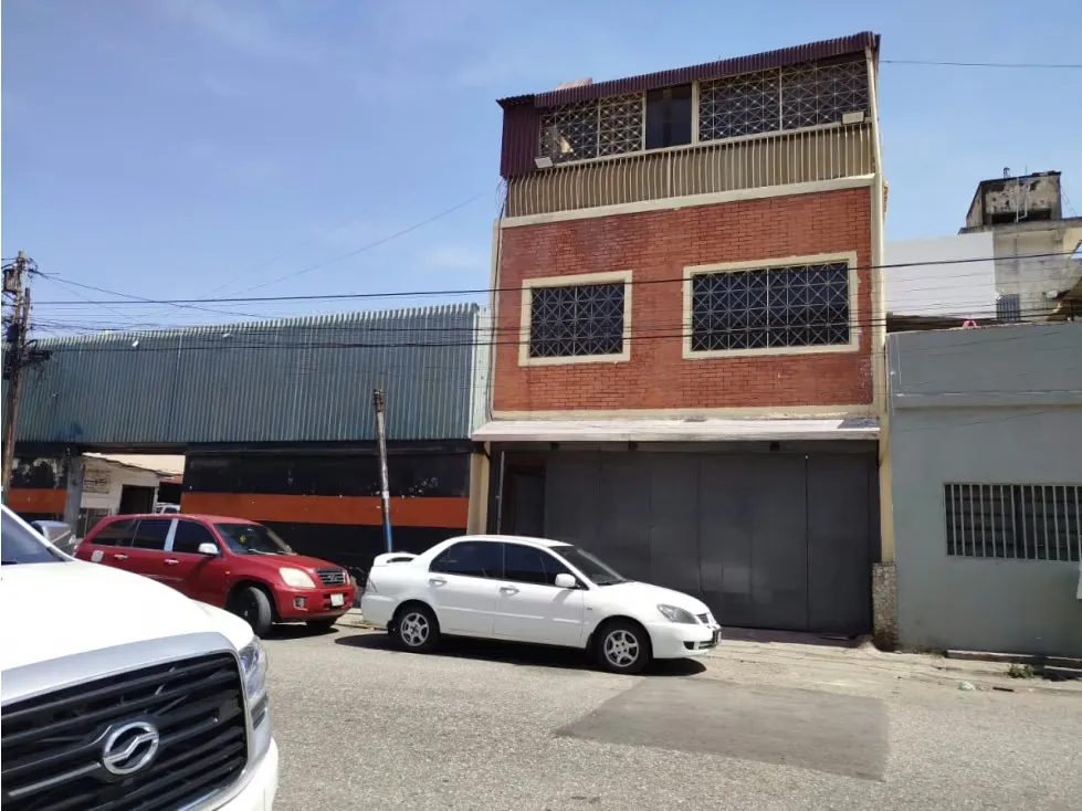 Vendo edificio comercial 300m2 Centro de Catia 6341 - 14