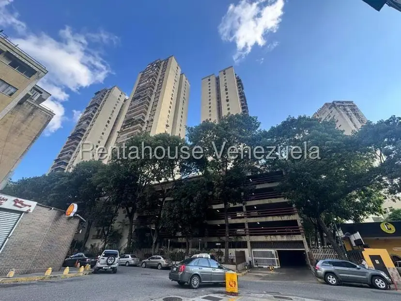 Apartamento (1 Nivel) en Venta en Colinas de Bello Monte, Distrito Metropolitano