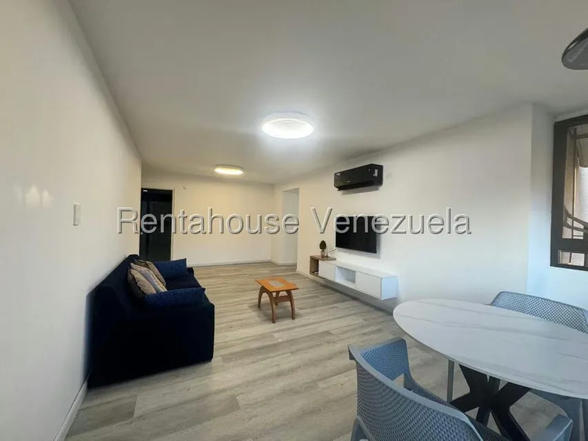 Apartamento (1 Nivel) en Venta en Colinas de Bello Monte, Distrito Metropolitano - 14