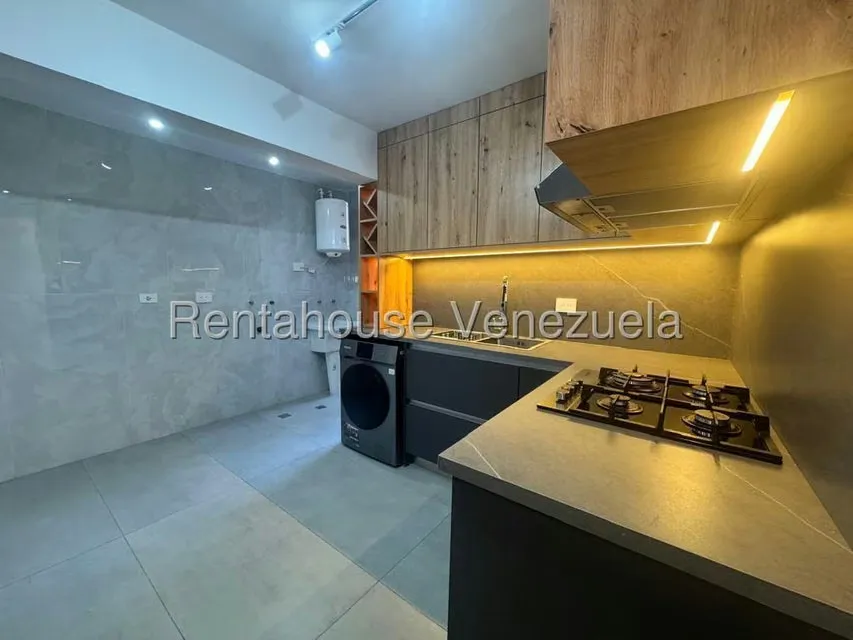 Apartamento (1 Nivel) en Venta en Colinas de Bello Monte, Distrito Metropolitano - 18