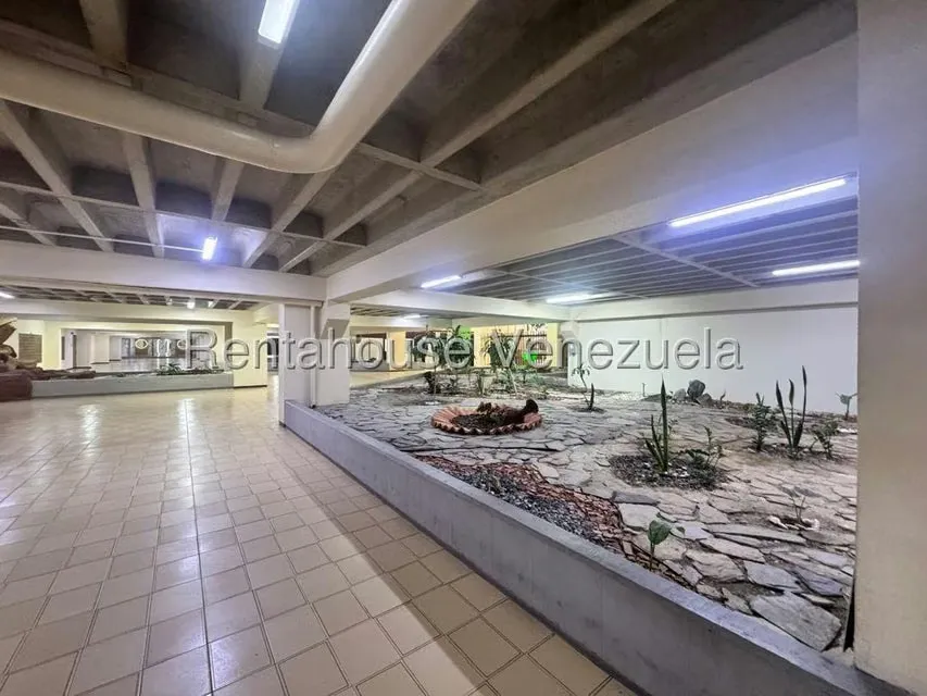 Apartamento (1 Nivel) en Venta en Colinas de Bello Monte, Distrito Metropolitano - 3