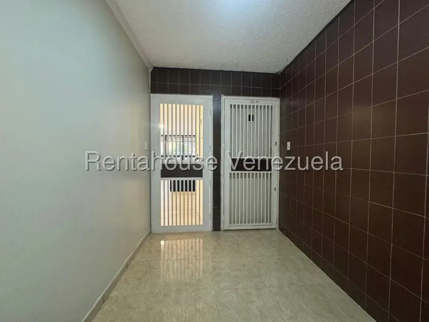 Apartamento (1 Nivel) en Venta en Colinas de Bello Monte, Distrito Metropolitano - 10