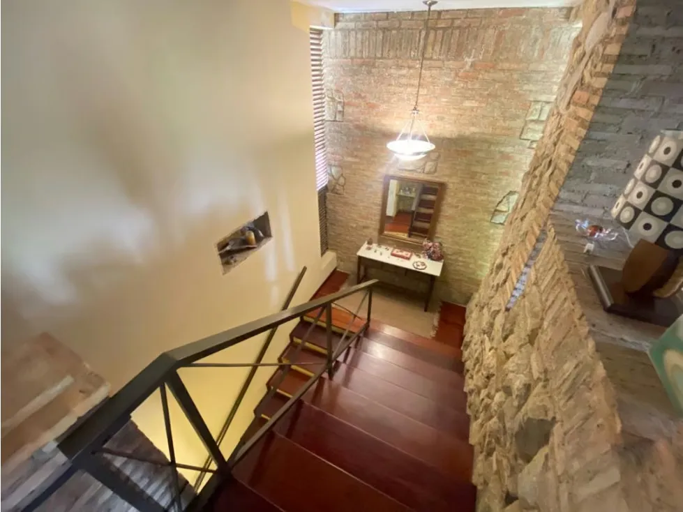 Casa remodelada en villas parque Oripoto de 386mts - 22