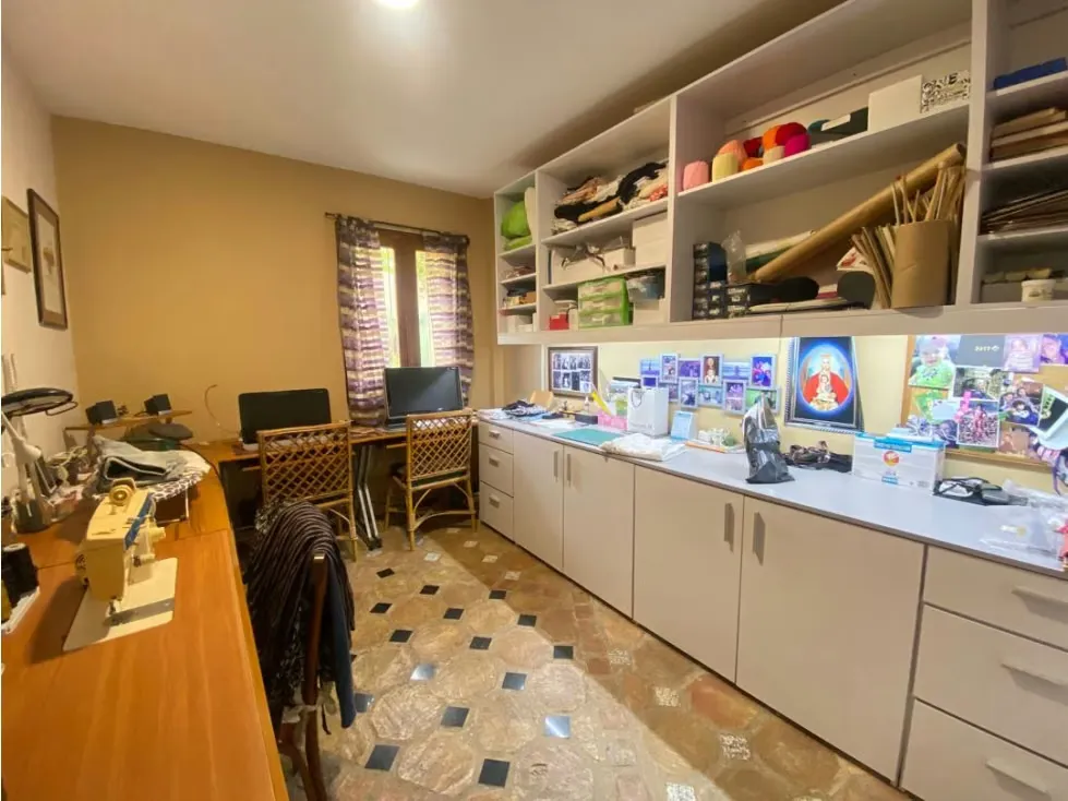 Casa remodelada en villas parque Oripoto de 386mts - 23