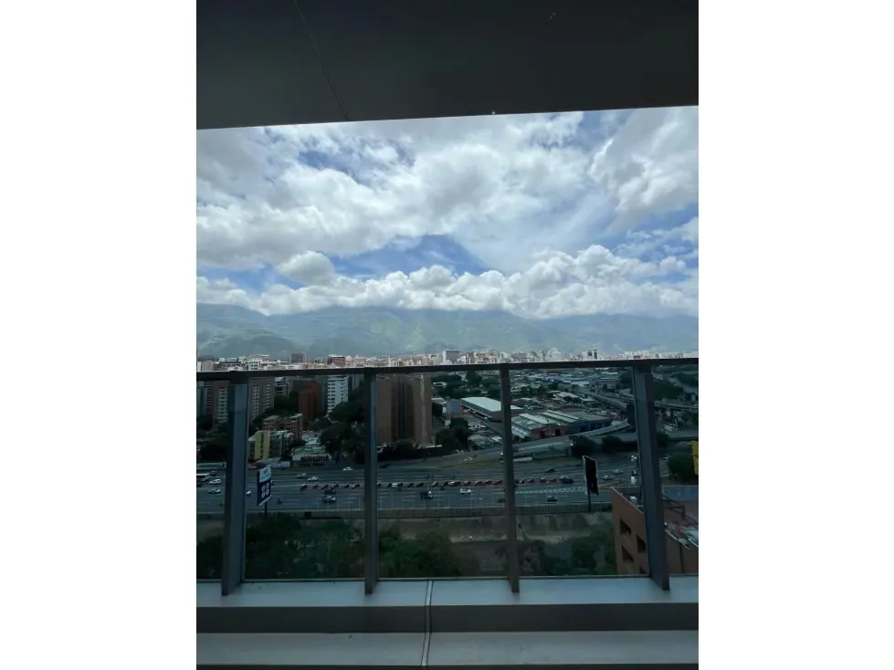 Vendo/alquilo oficina/local c/ terraza 250m2 Las Mercedes 5753 - 9