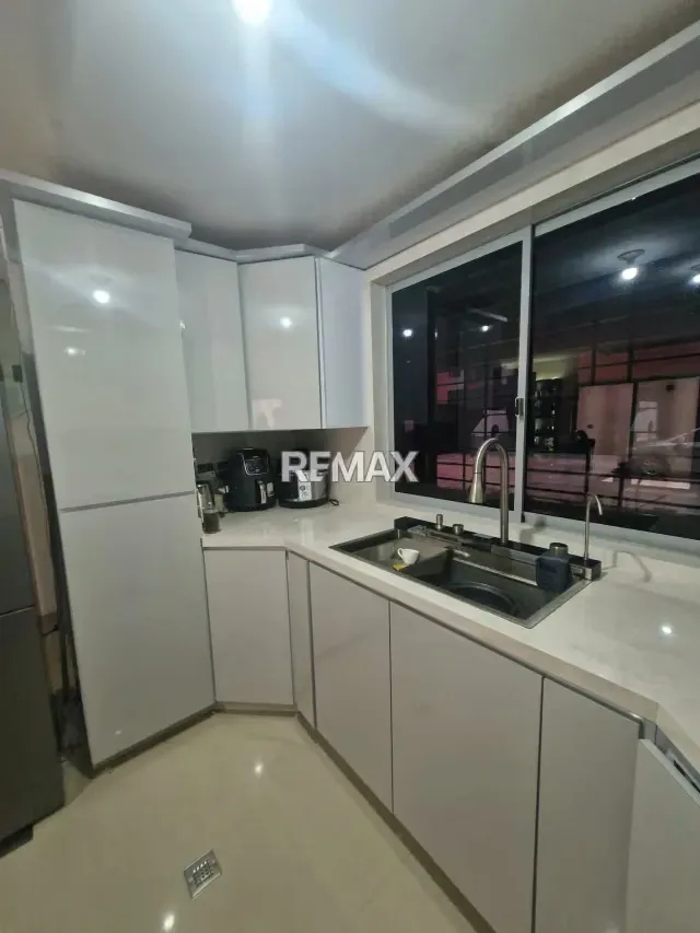 Se Vende Townhouse Santa Cruz San Diego Moderno Remodelado - 12