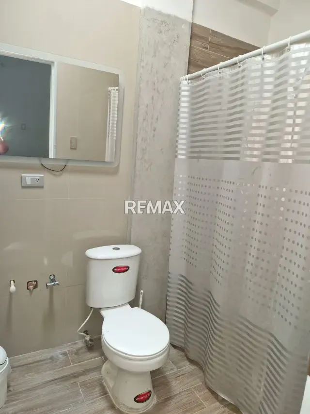 Se Vende Townhouse Santa Cruz San Diego Moderno Remodelado - 16