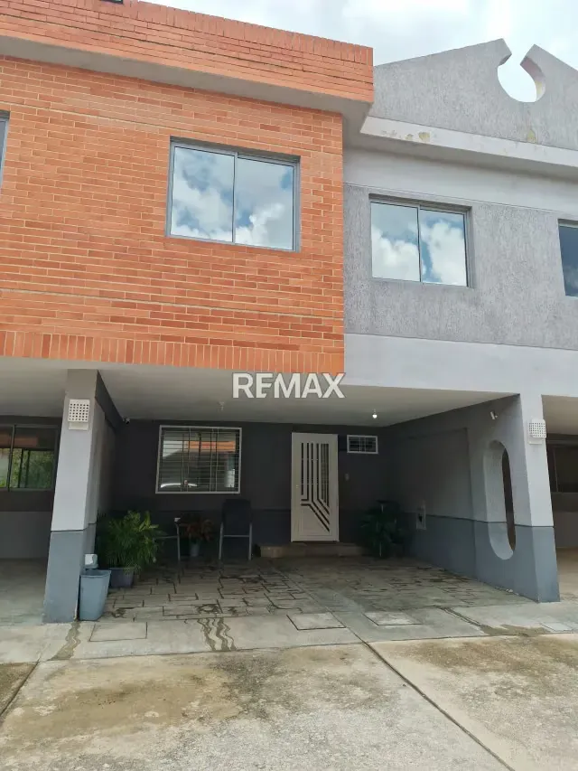 Se Vende Townhouse Santa Cruz San Diego Moderno Remodelado - 4