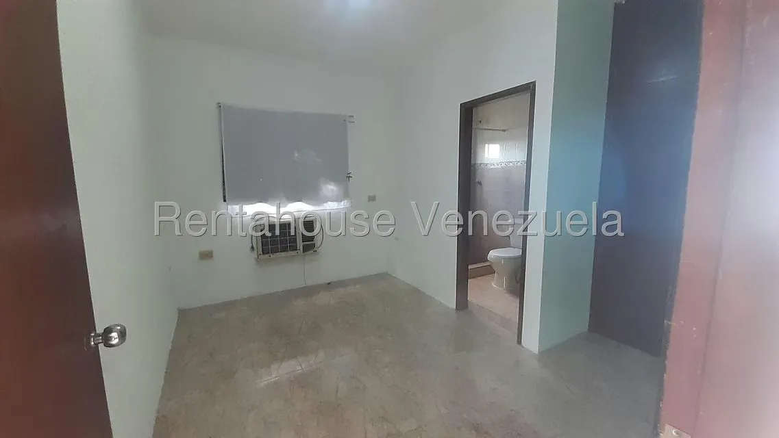 Apartamento (1 Nivel) en Alquiler en Andres Bello, Zulia - 4