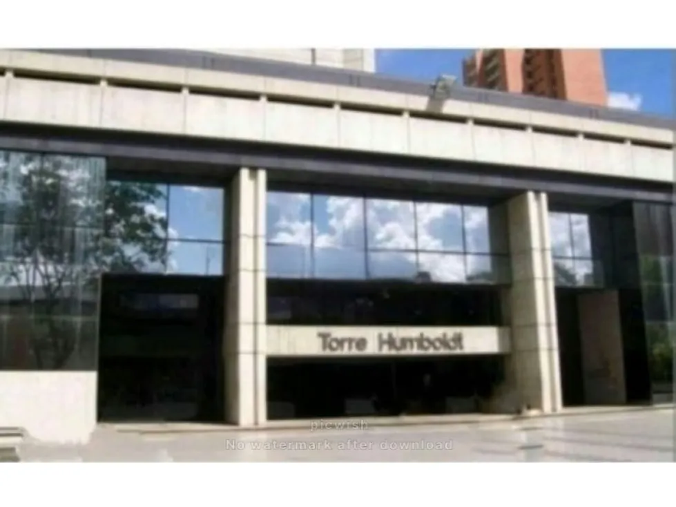 Se Vende espectacular Oficina de 360 M2 Torre Humboldt Prados del Este