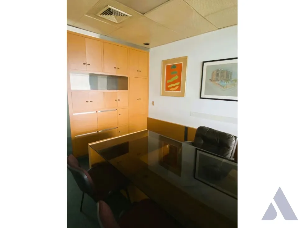 Alquilo oficina 257m2 Chacao 2121 - 4