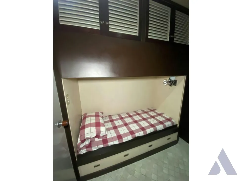 Alquilo oficina 257m2 Chacao 2121 - 8