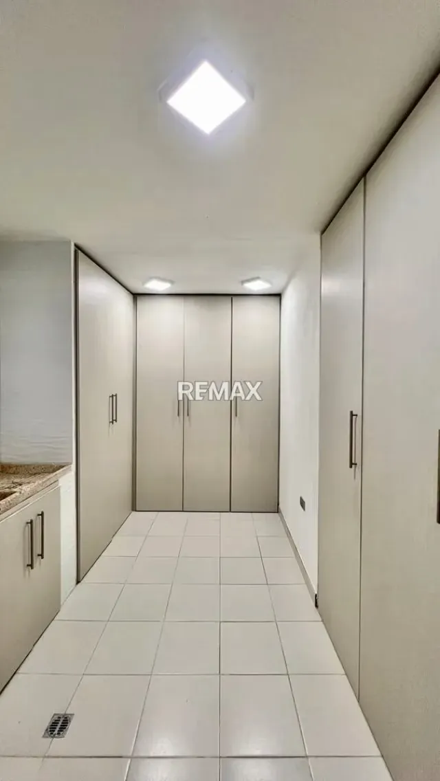 CASA EN VENTA Urb. LA FONTANA - 7