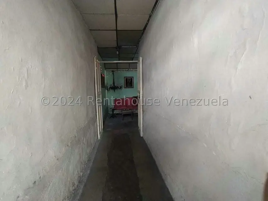 Terreno (Comercial) en Venta en Avenida Miranda, Aragua - 2
