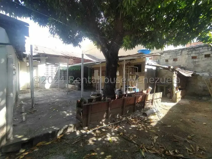 Terreno (Comercial) en Venta en Avenida Miranda, Aragua - 6