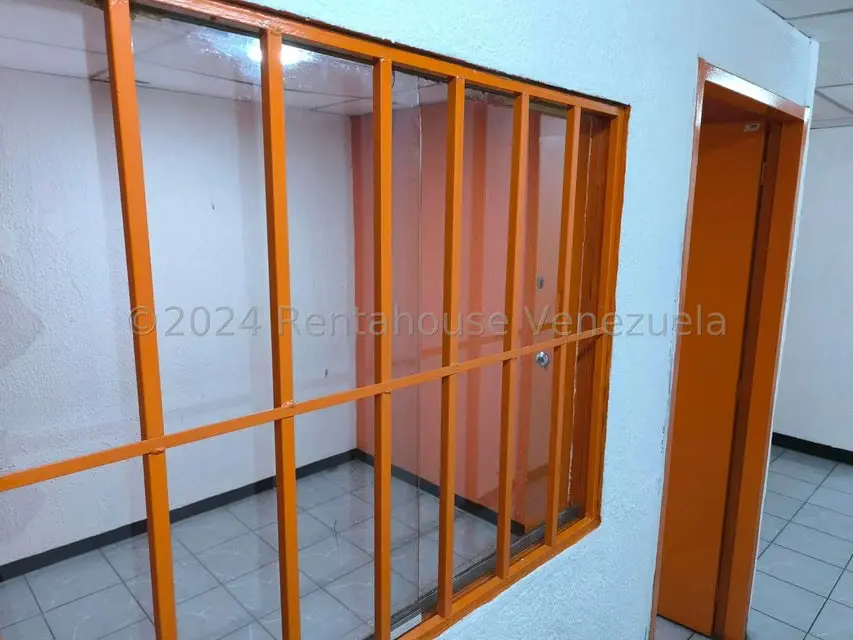Oficina en Alquiler en Parroquia La Candelaria, Distrito Metropolitano - 12