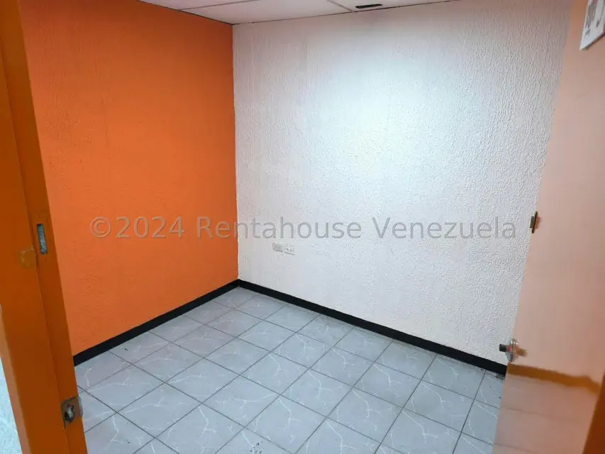 Oficina en Alquiler en Parroquia La Candelaria, Distrito Metropolitano - 9