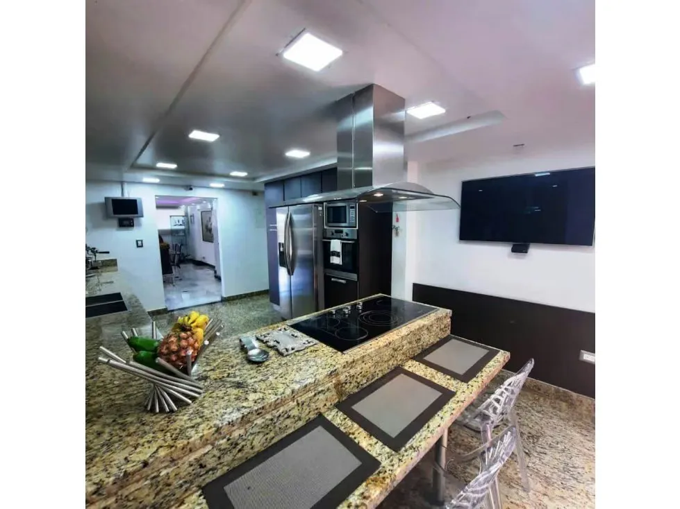 Casa en Venta Alto Prado 4H/ 4B/ 2P - 9