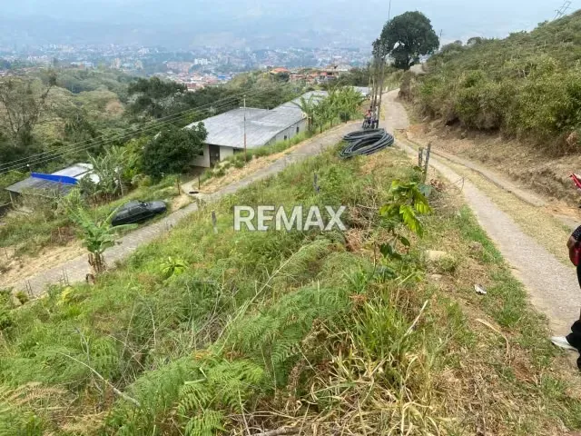 Terreno en Venta - Barrio sucre - 2