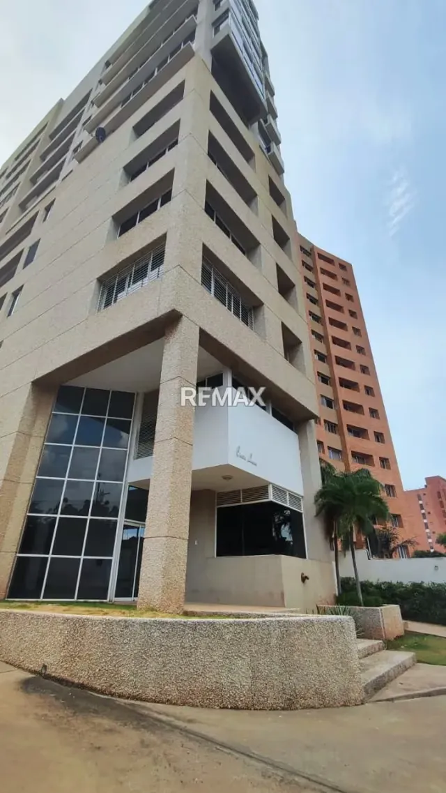 ALQUILO APARTAMENTO EN COSTA LUNA