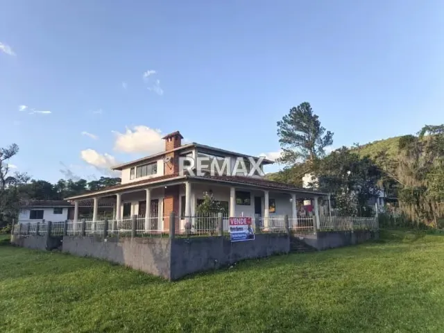 EN VENTA CASA QUINTA PALO GORDO-HELECHALES