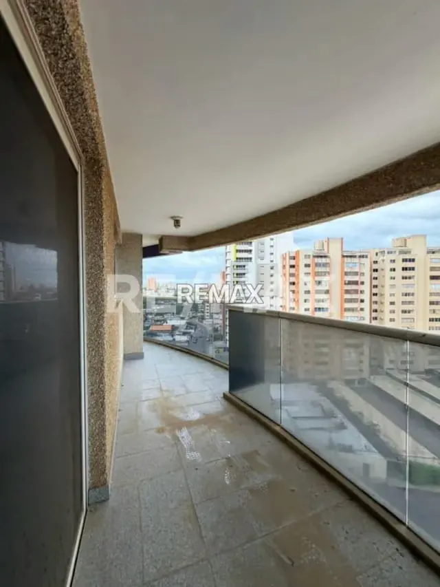 Apartamento Edificio Colina del este - 2