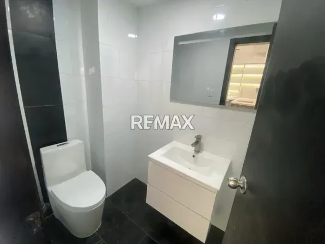 Apartamento Ejecutivo en Alquiler La Trigaleña Alta Tipo Duplex Con Patio Con Planta Pozo Piscina - 13
