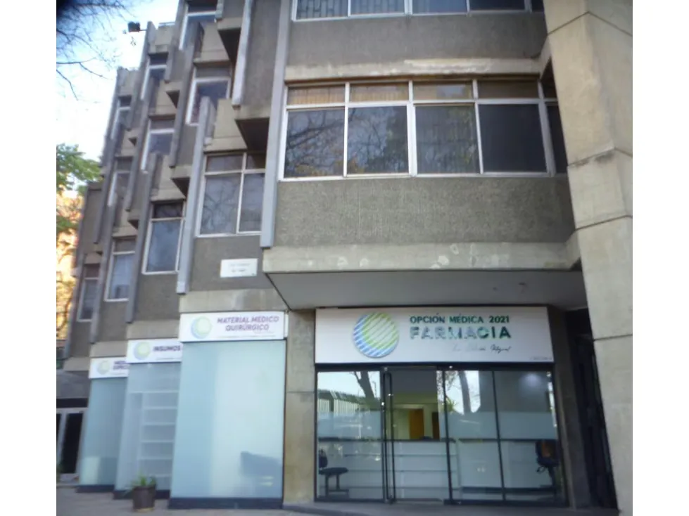 Alquiler local comercial 161m2 Plaza Venezuela 3515 - 3