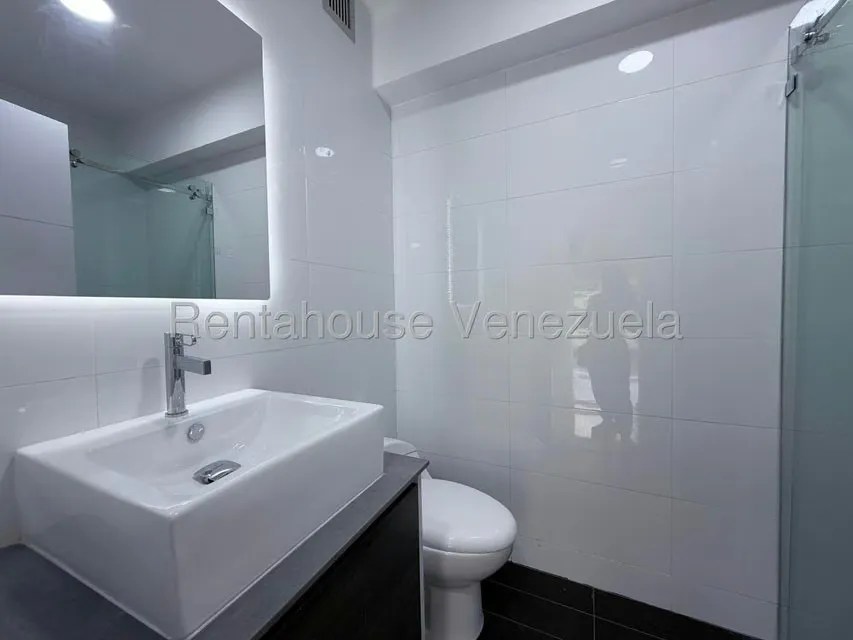 Apartamento (1 Nivel) en Venta en La Boyera, Distrito Metropolitano - 14